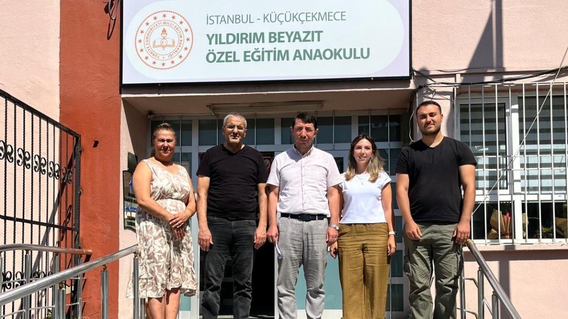 KÜÇÜKÇEKMECE İLÇE MİLLİĞİ EĞİTİM ŞUBE MÜDÜRÜ PAŞALİ BEŞLİ OKULUMUZA ZİYARETTE BULUNDU.